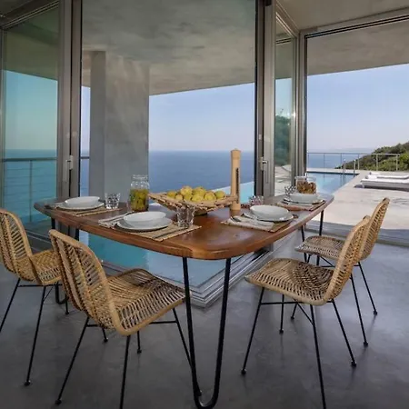 Stunning 180° Sea View Designer For Two *